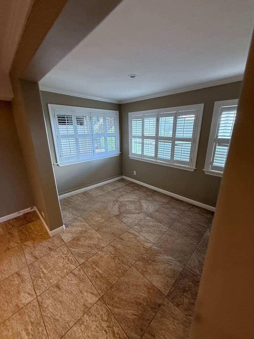 Honolulu Apartment: 1627 Paula Drive