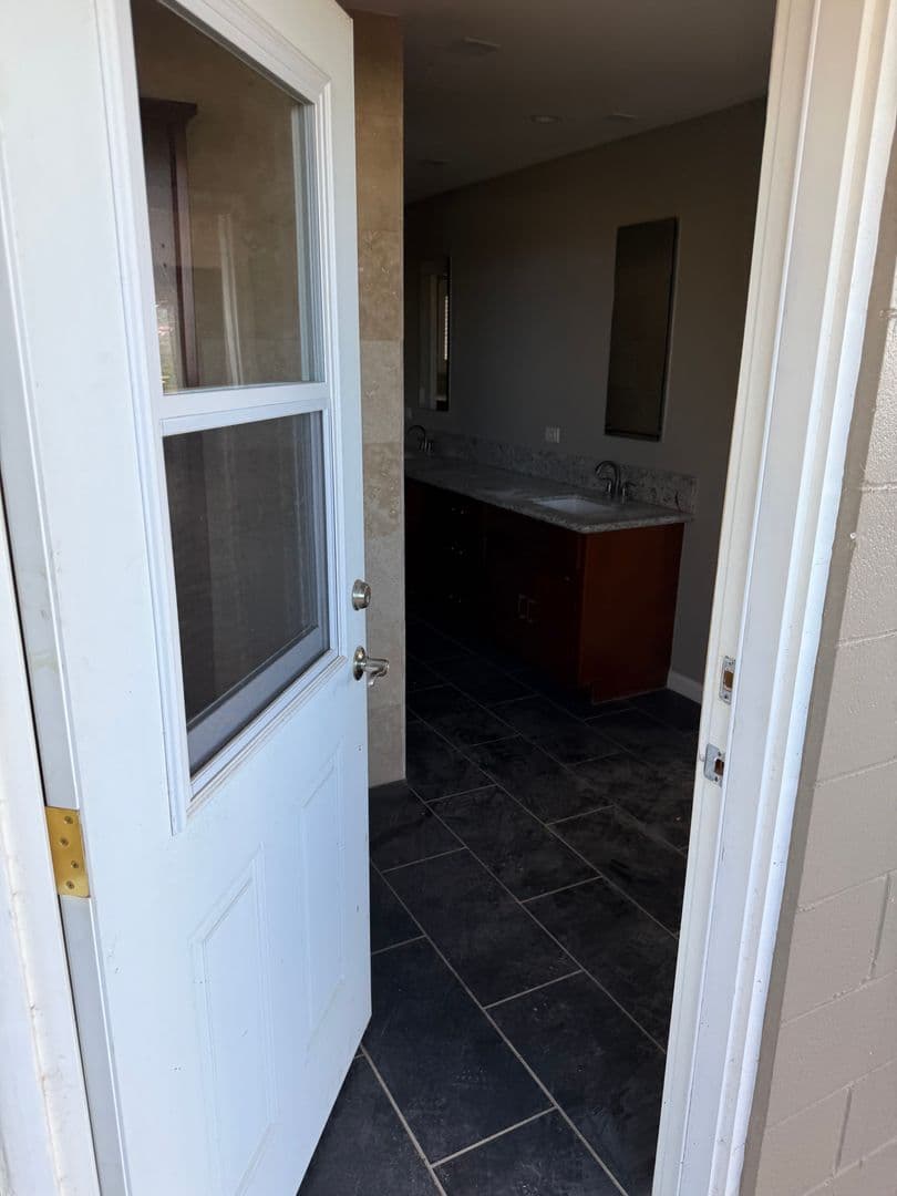 Honolulu Apartment: 1627 Paula Drive