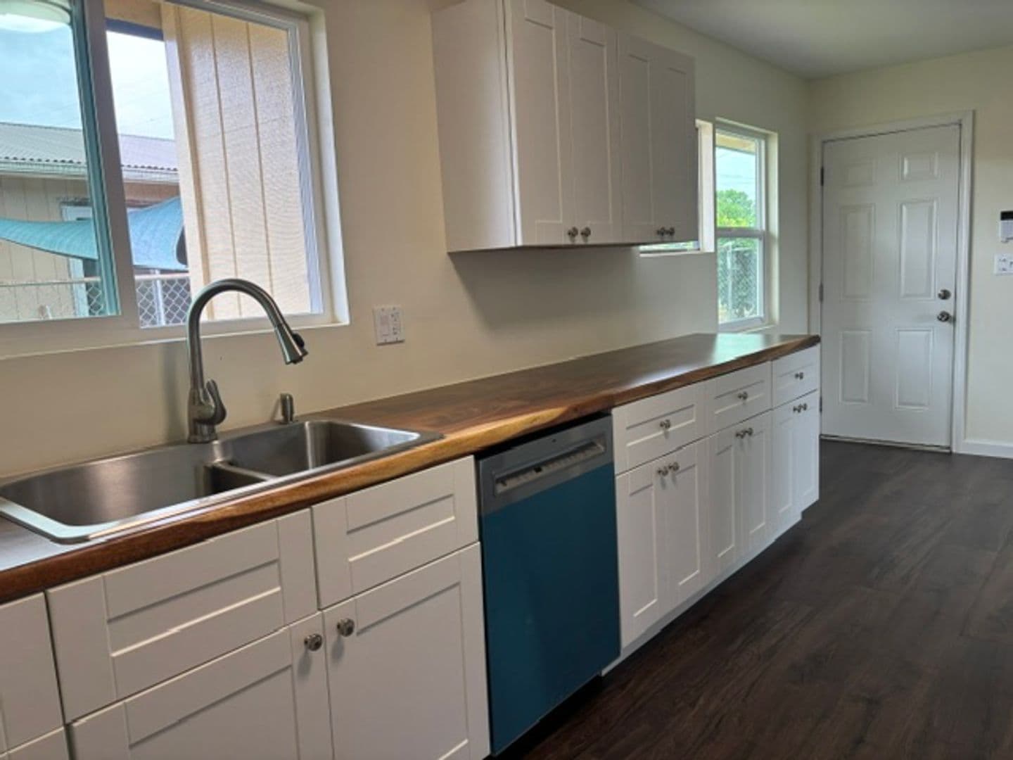 Hilo House: 1413 Kilaha Street