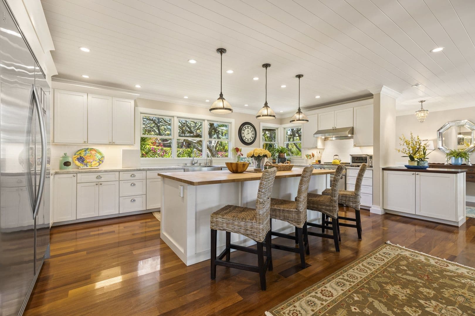 Honolulu House: 4034 Black Point Rd.