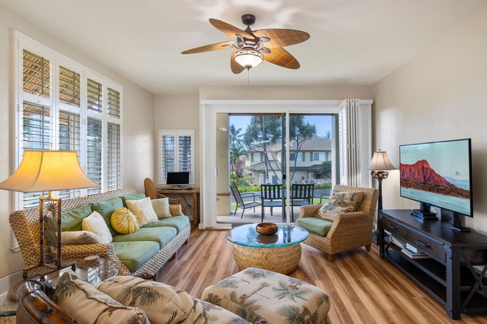 Kapolei House: 92-1001 Aliinui Drive #14B