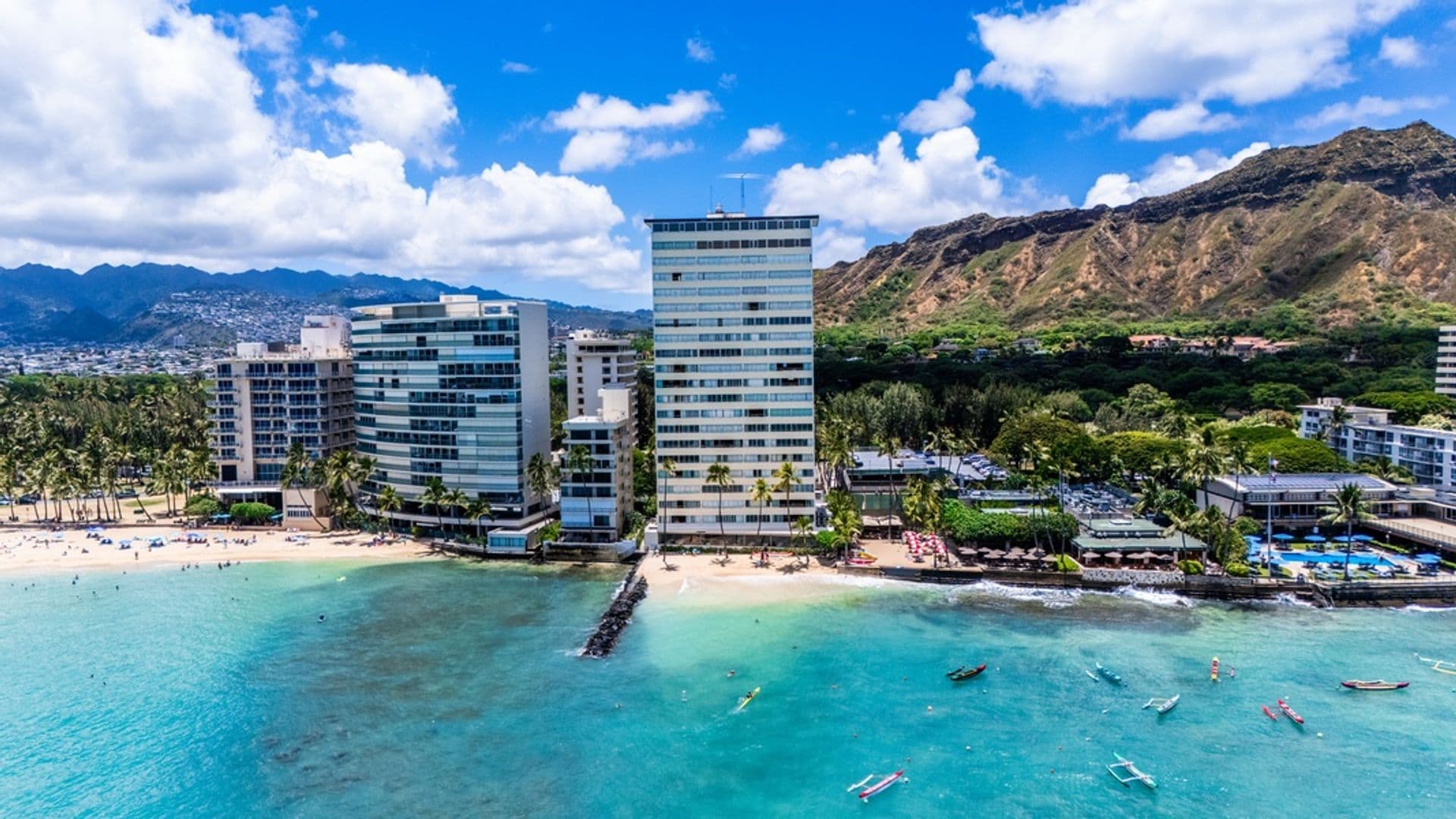 Honolulu House: 2895 Kalakaua Ave