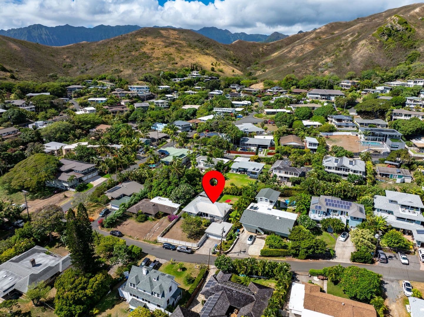 Kailua House: 1445 Mokolea Dr