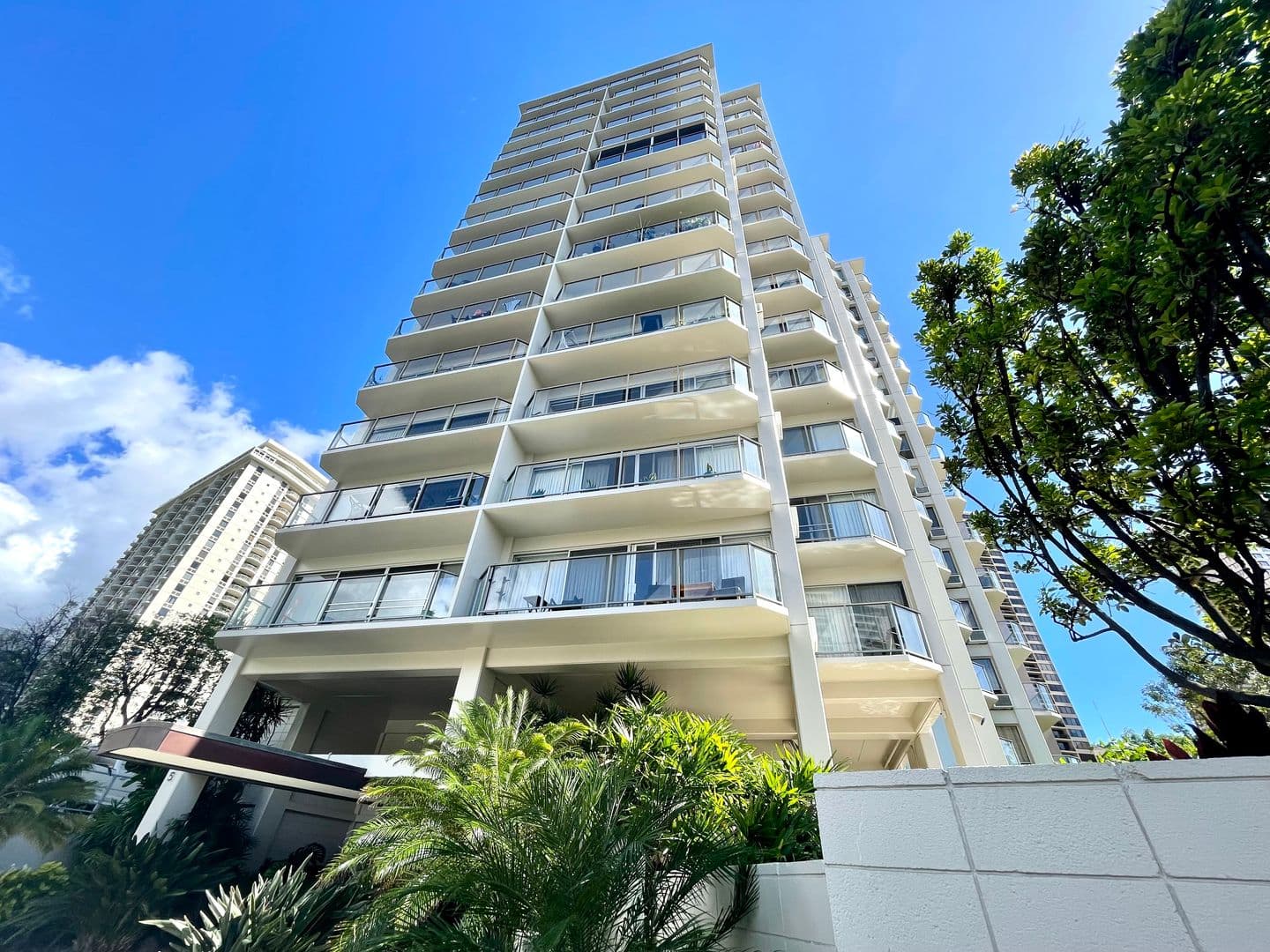 Honolulu Condo: 1645 Ala Wai Blvd #1007