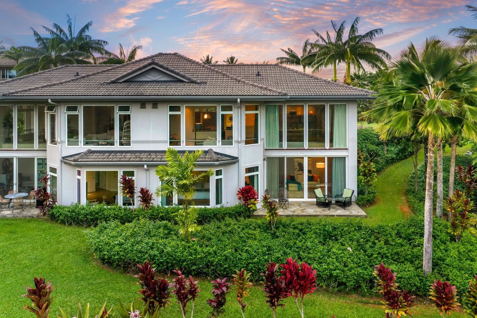 Princeville House: 4100 Queen Emma's Drive