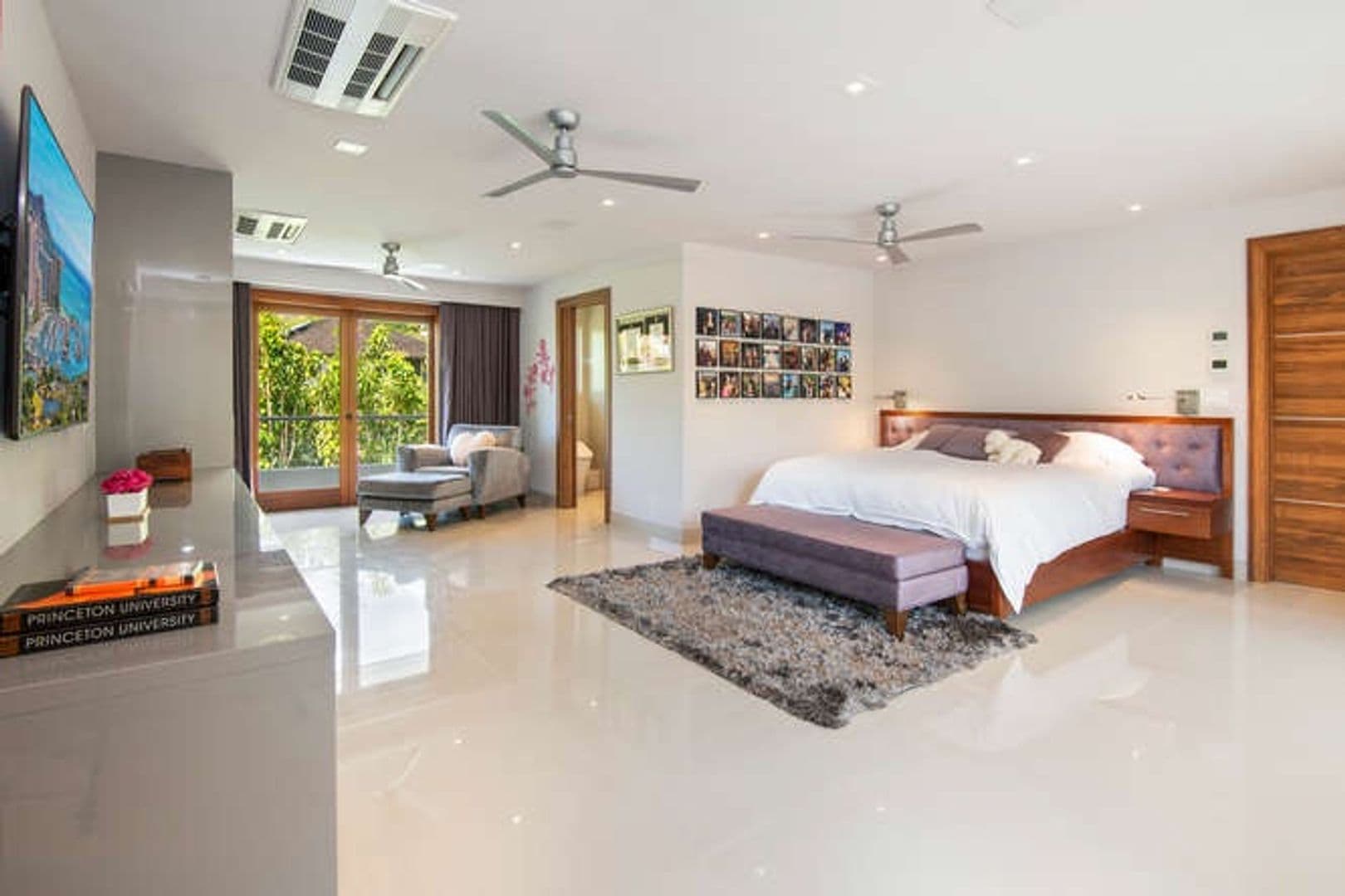 Honolulu House: 222 Ka'alawai Place