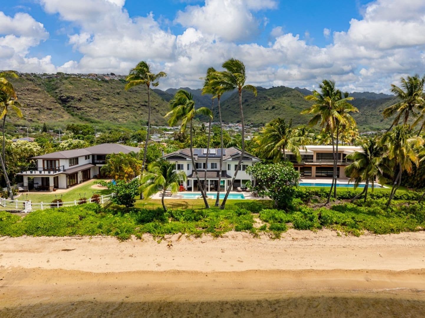 Honolulu House: 5641 Kalanianaole Hwy