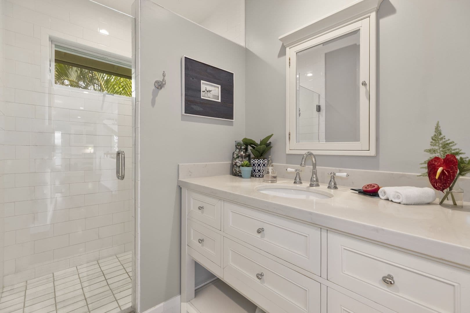 Honolulu House: 4034 Black Point Rd.