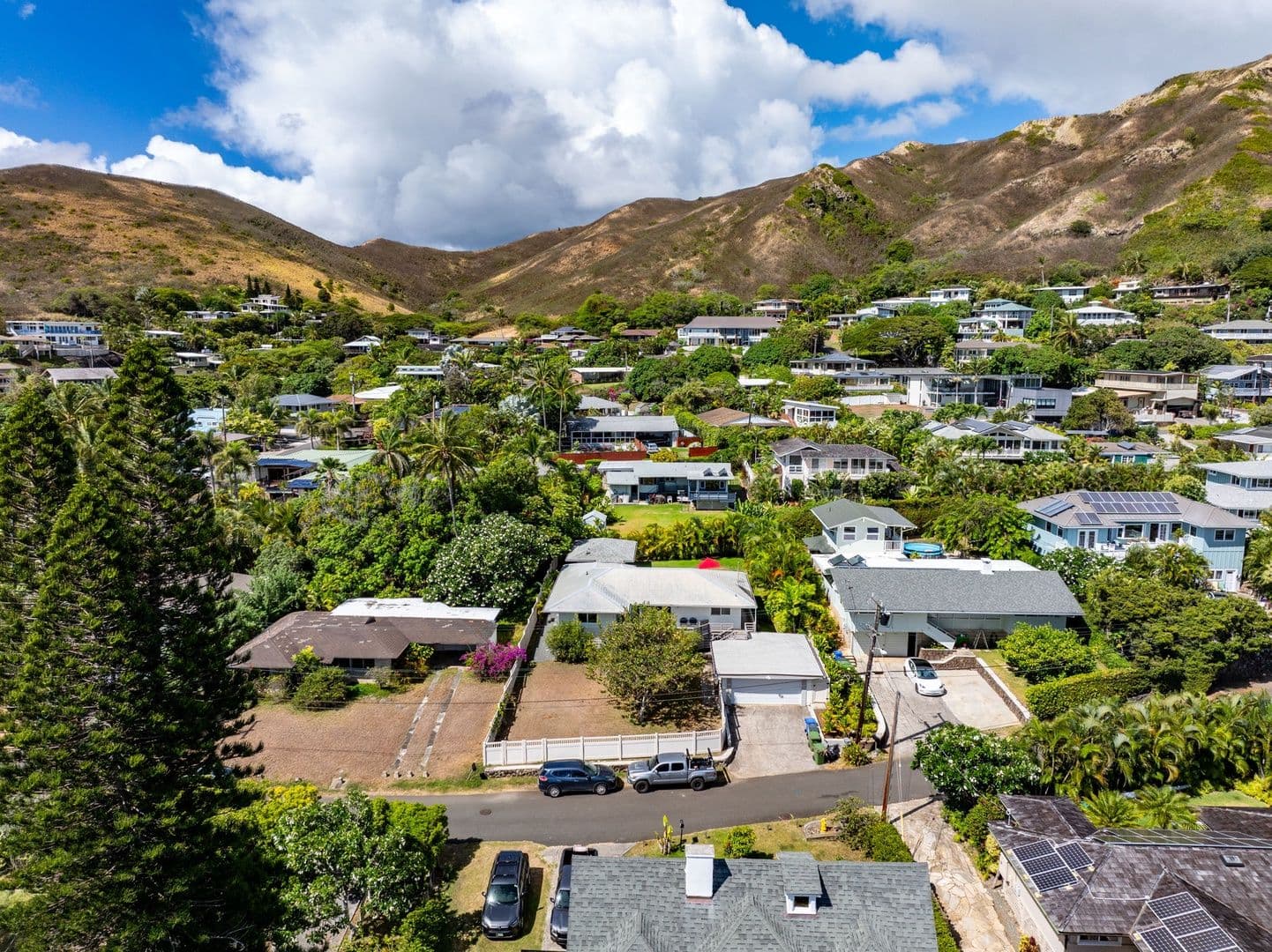 Kailua House: 1445 Mokolea Dr