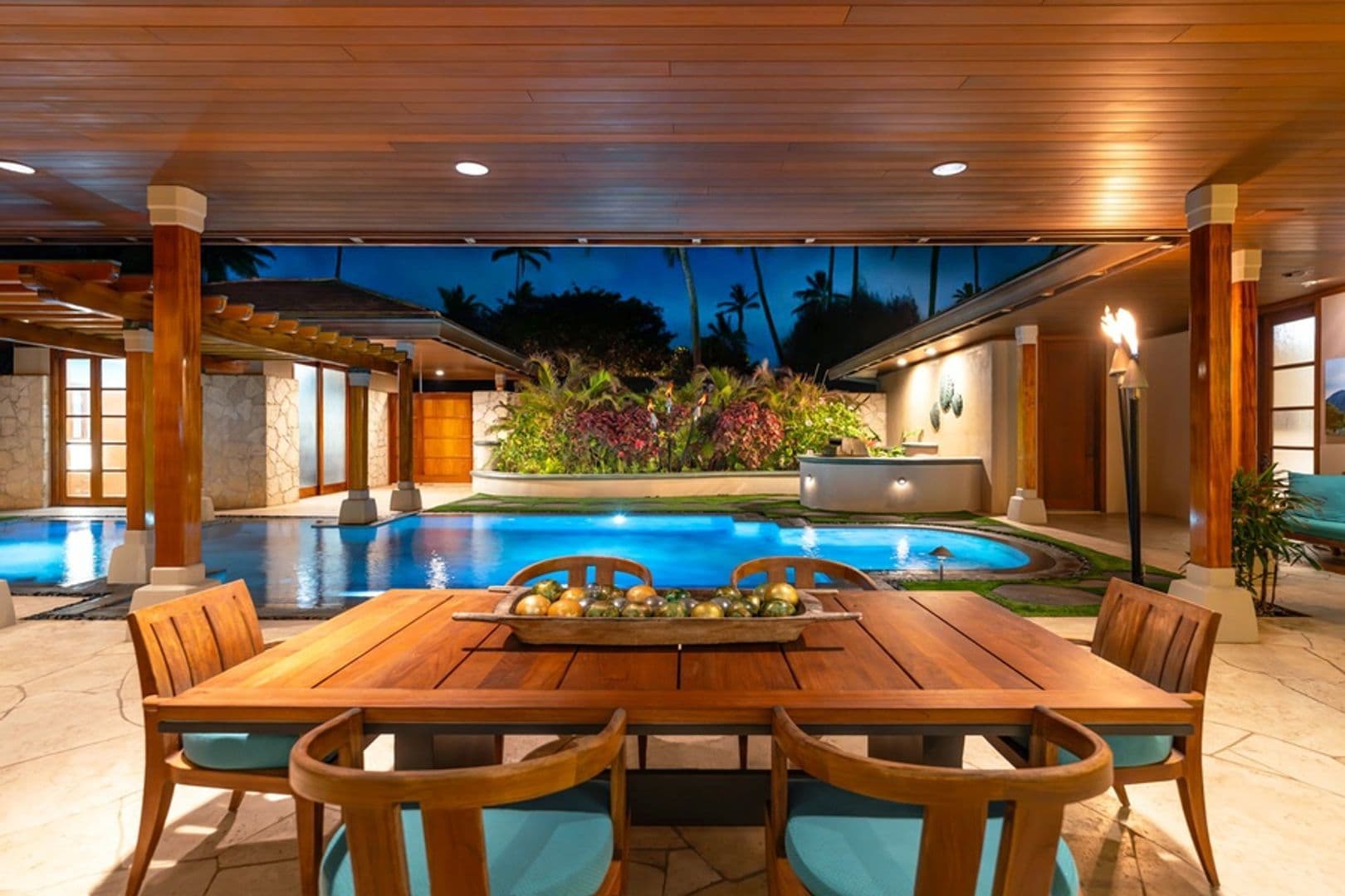 Kailua House: 396 Dune Cir