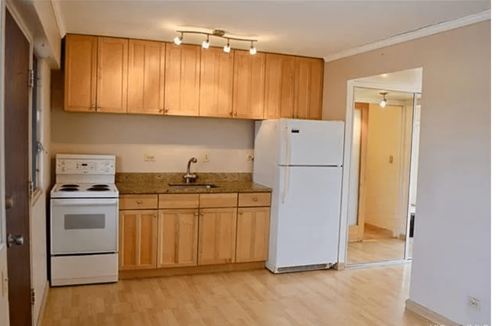 Honolulu Condo: 1620 Keeaumoku Street #901