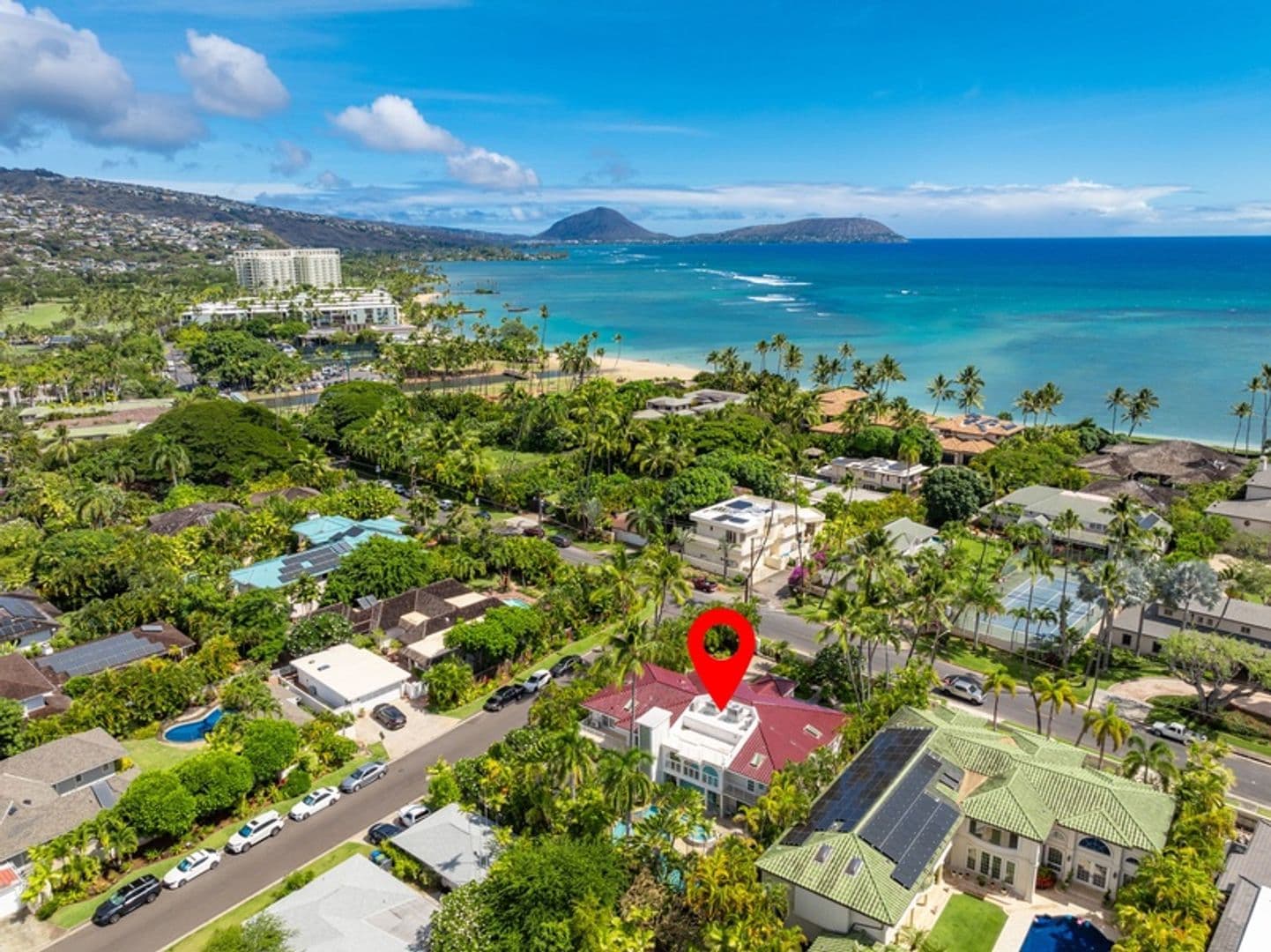 Honolulu House: 4818 Kahala Ave
