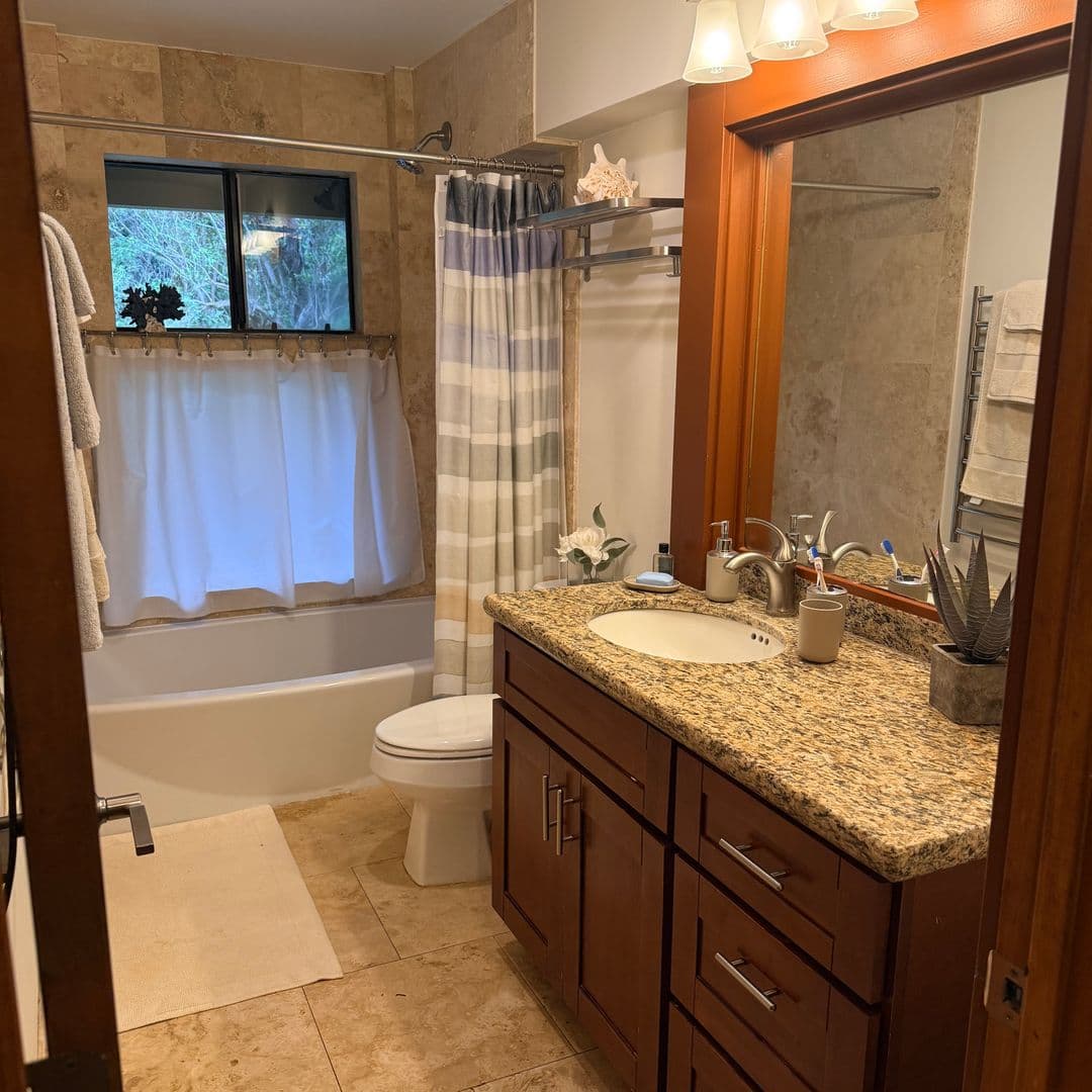 Haiku House: 4510 Waha Pl