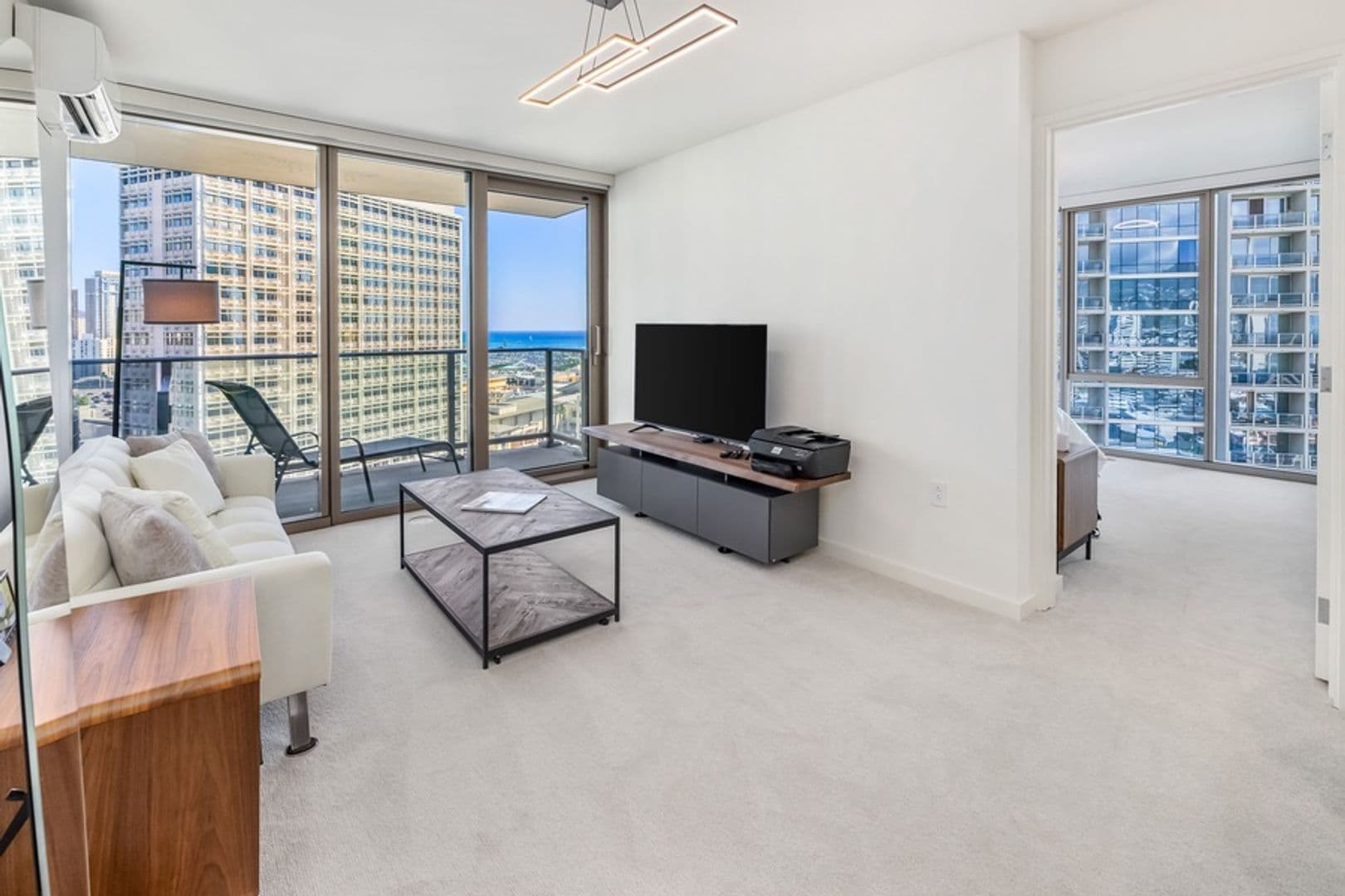 Honolulu Condo: 1388 Kapiolani Boulevard
