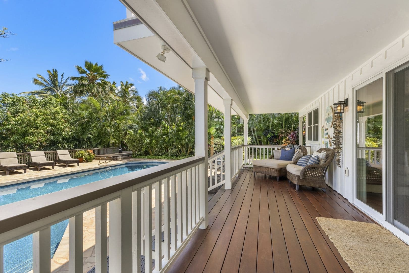 Honolulu House: 4034 Black Point Rd.