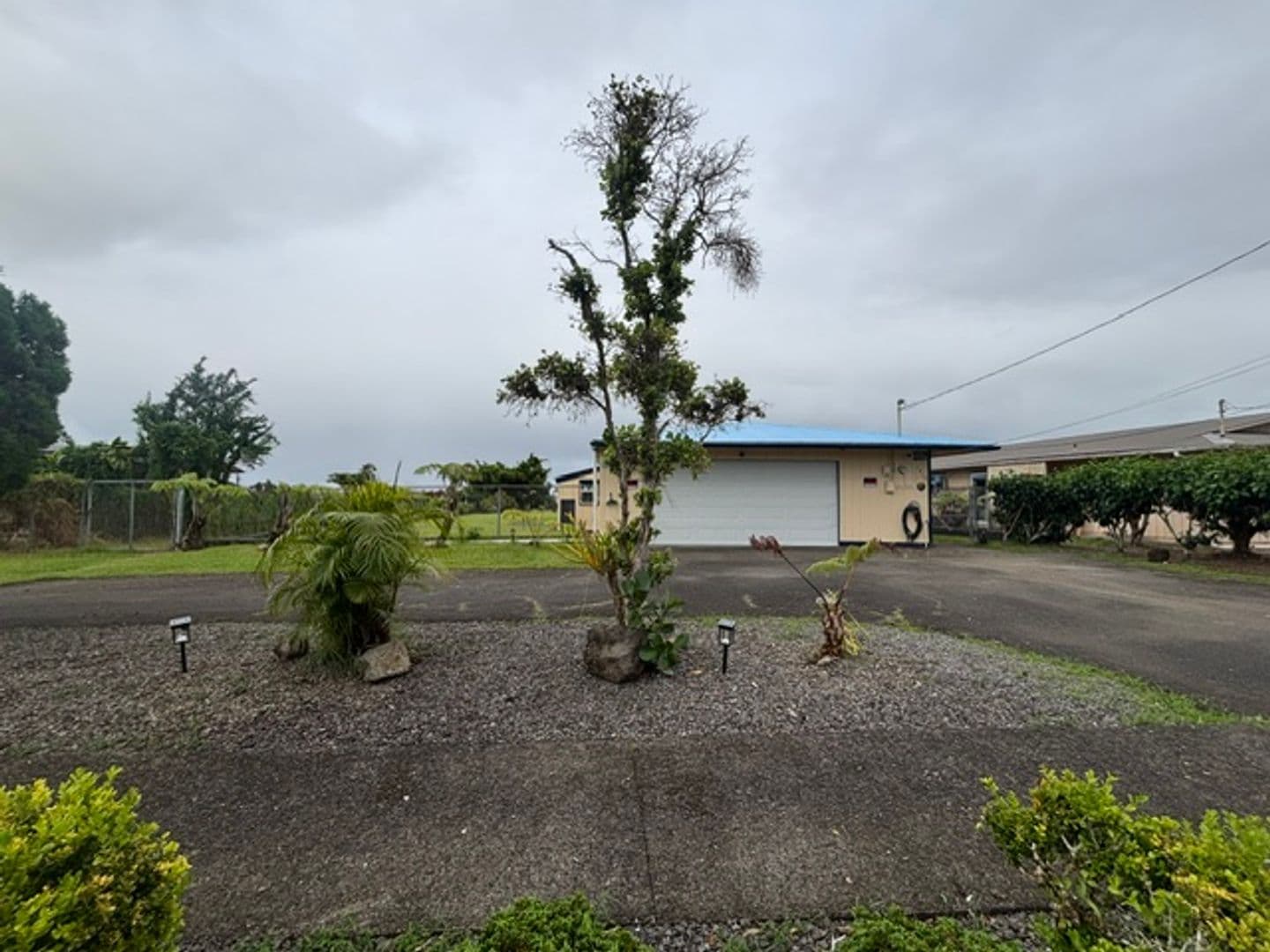 Hilo House: 1413 Kilaha Street