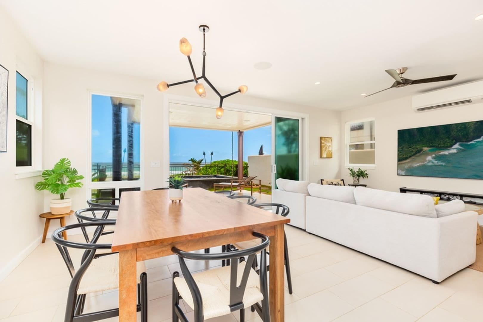 Laie House: 55-137 Kamehameha Highway
