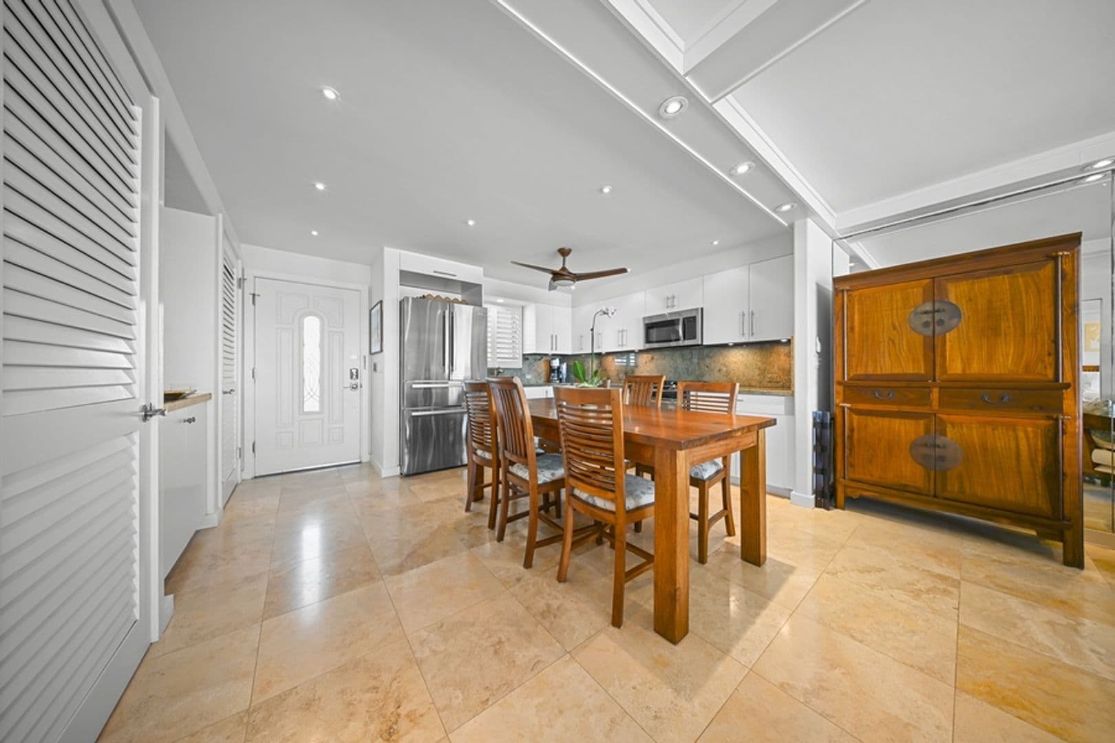 Honolulu House: 2895 Kalakaua Ave