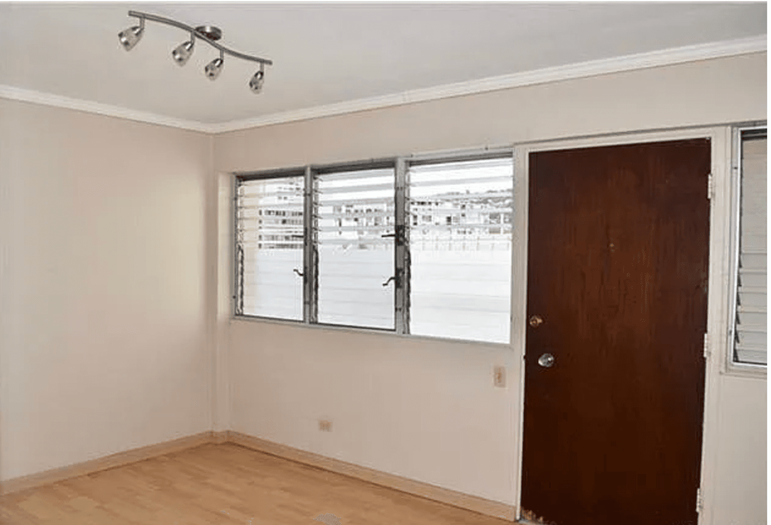 Honolulu Condo: 1620 Keeaumoku Street #901
