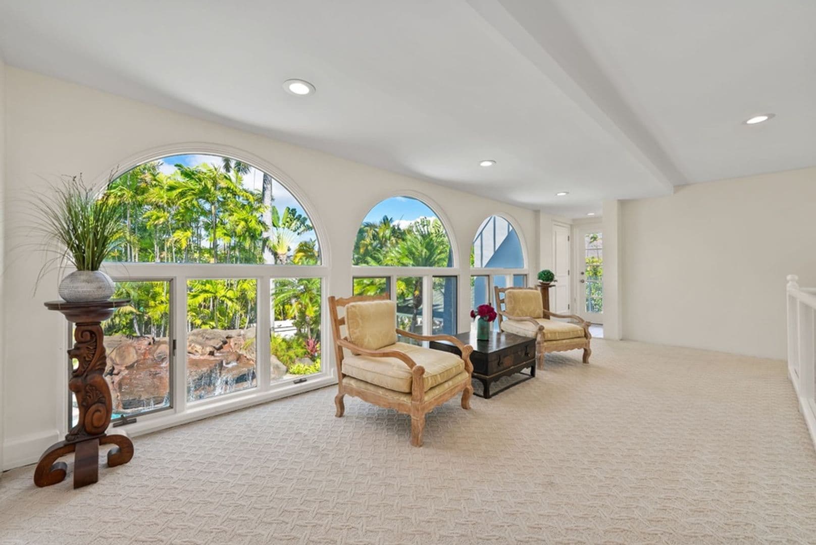 Honolulu House: 4818 Kahala Ave