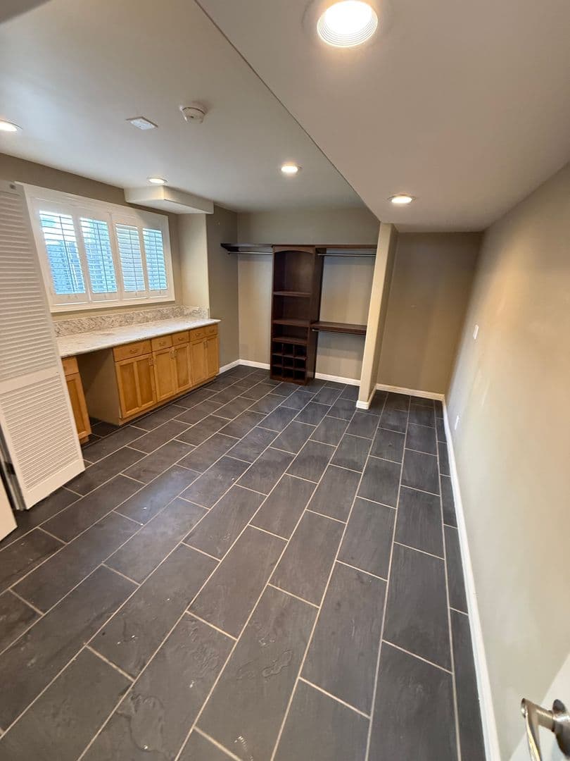 Honolulu Apartment: 1627 Paula Drive
