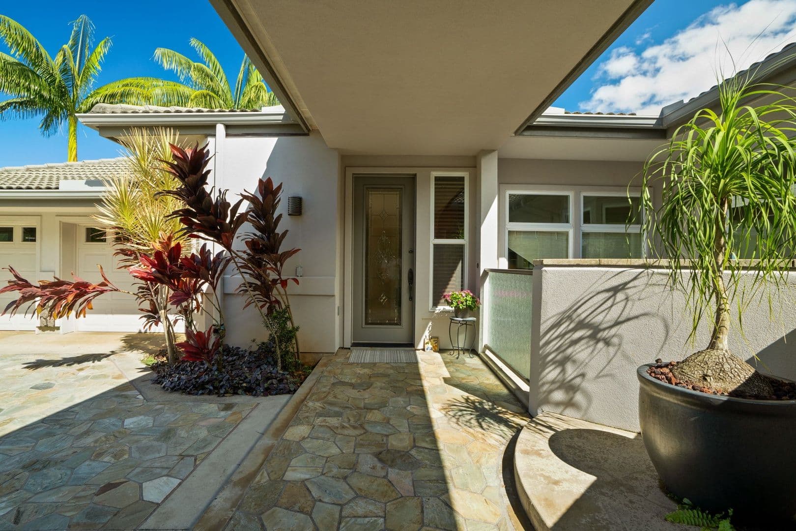 Princeville House: 4100 Queen Emma's Drive