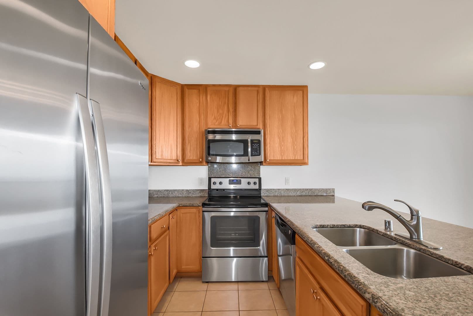 Captain Cook Apartment: 81-6229 Hind Rd
