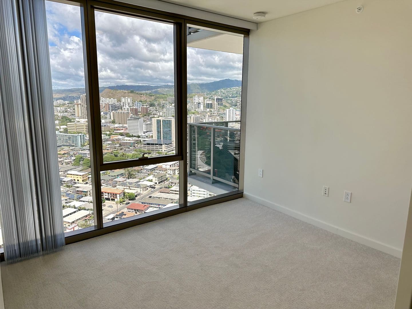 Honolulu House: 1388 Kapiolani Blvd #3310
