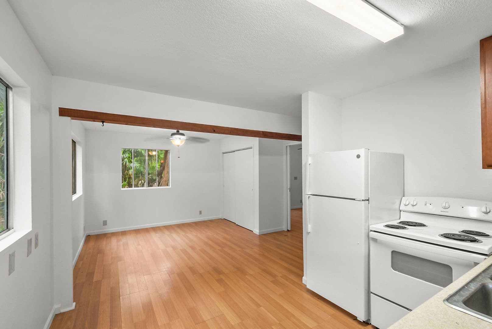Kealakekua Apartment: 79-973 Kealaola Rd