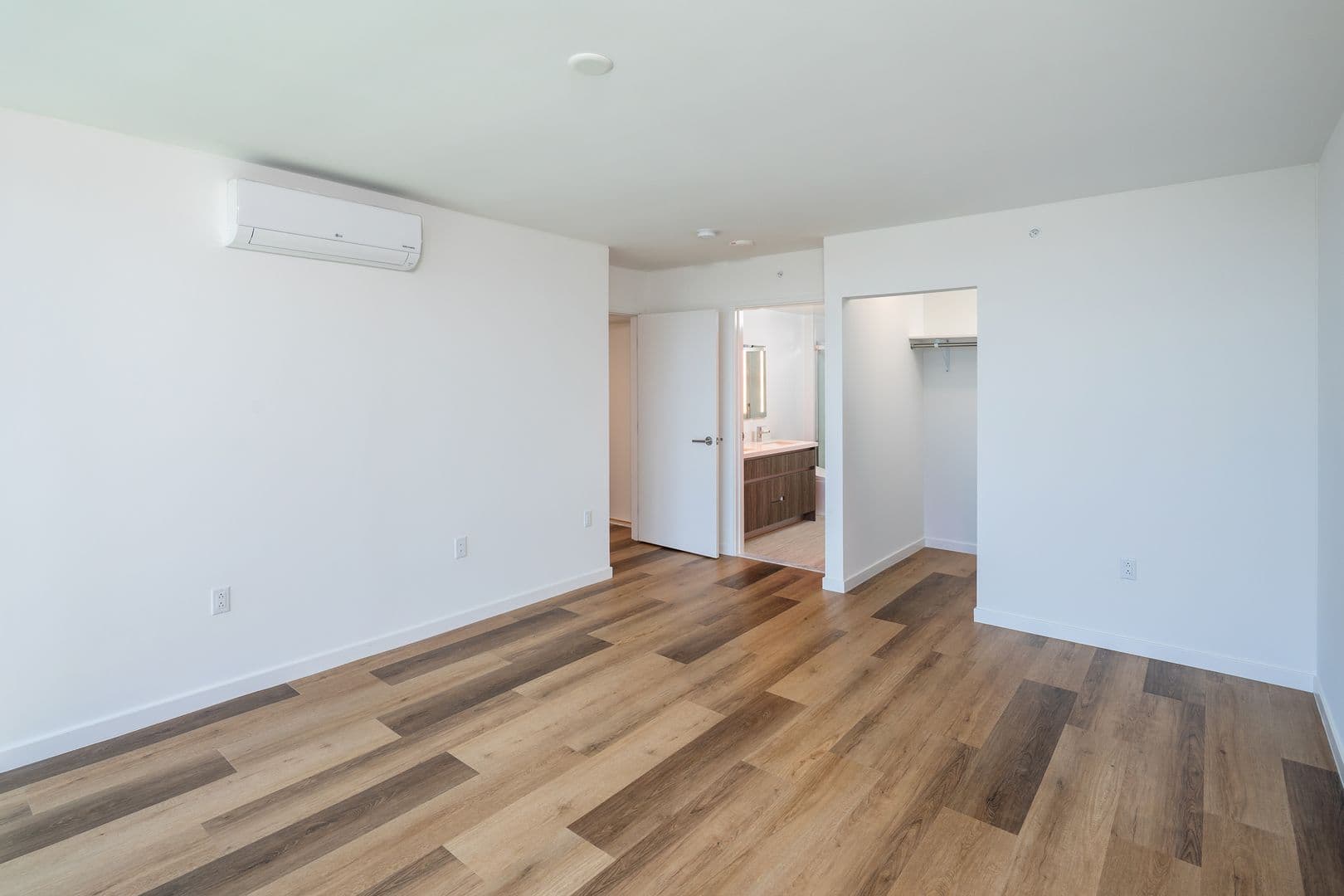 Honolulu Condo: 1500 Rycroft St #3919R