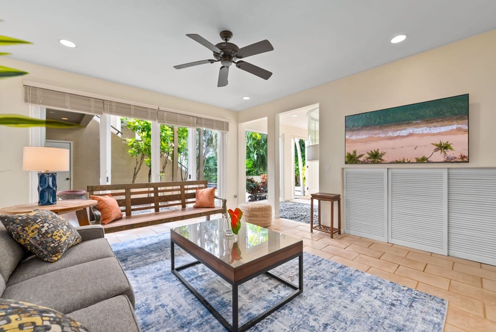 Honolulu House: 224C Kulamanu Pl
