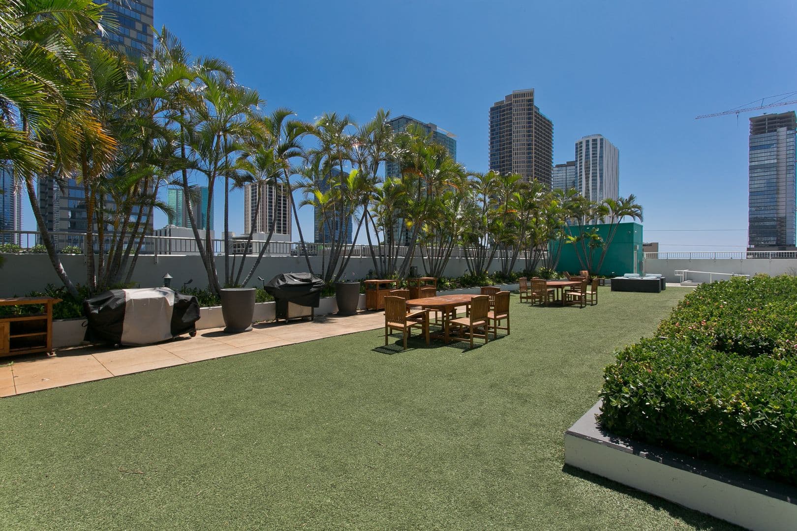 Honolulu Condo: 909 Kapiolani Blvd #2408