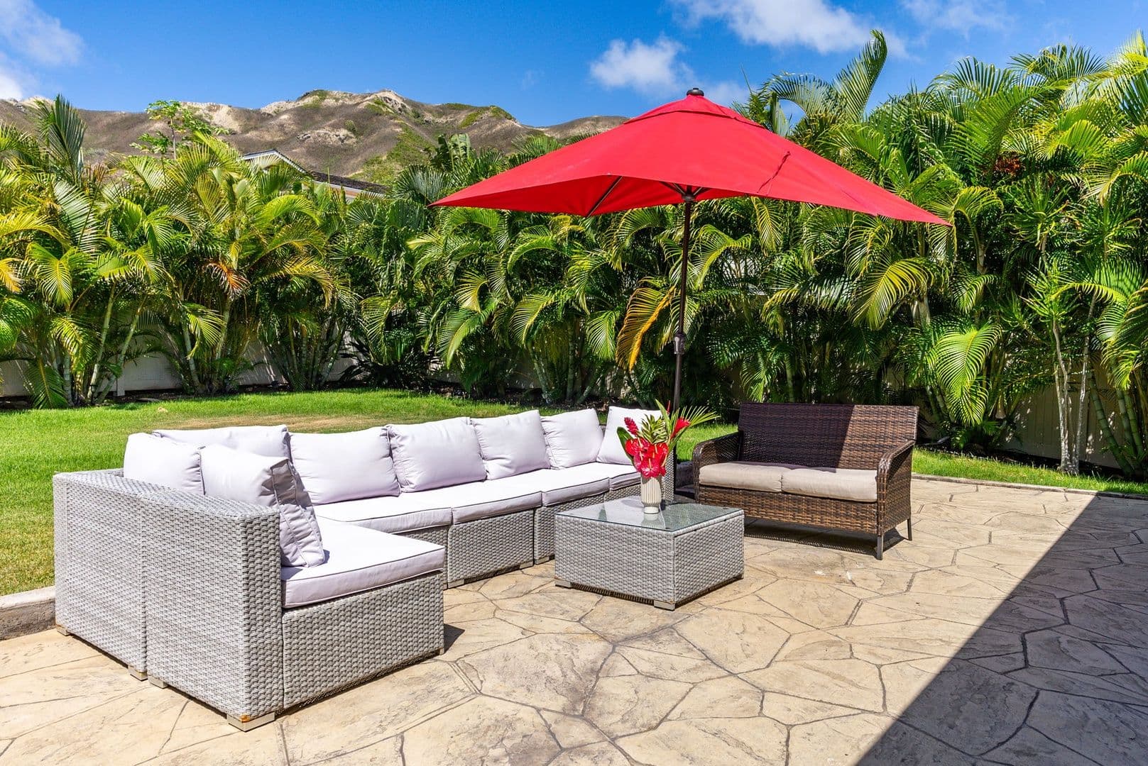 Kailua House: 1445 Mokolea Dr