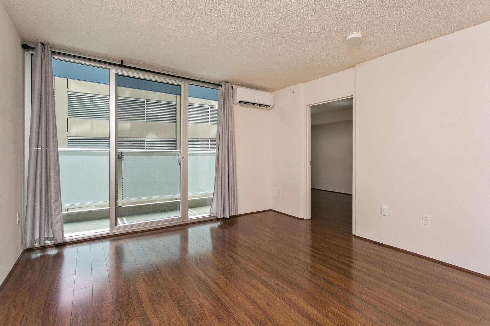 Honolulu Condo: 801 South St #503