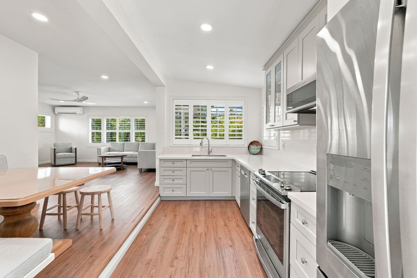 Kailua House: 110 N. Kalaheo Ave