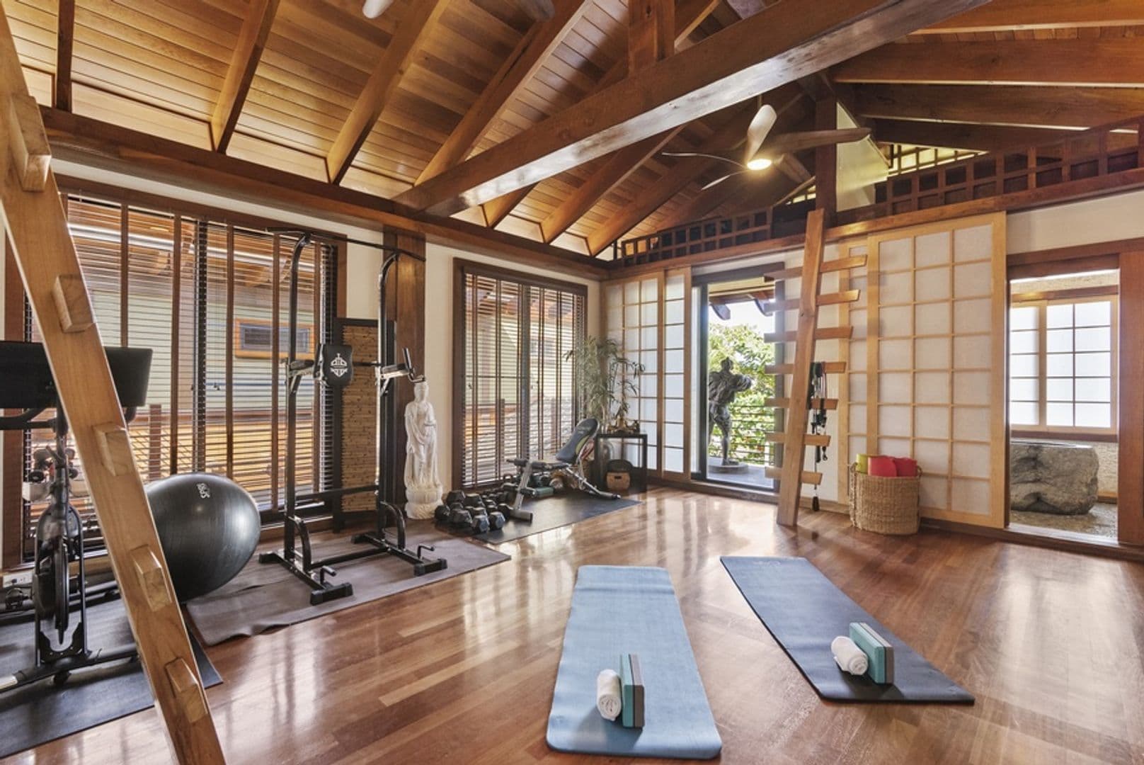 Haleiwa House: 61-205 Kamehameha Highway