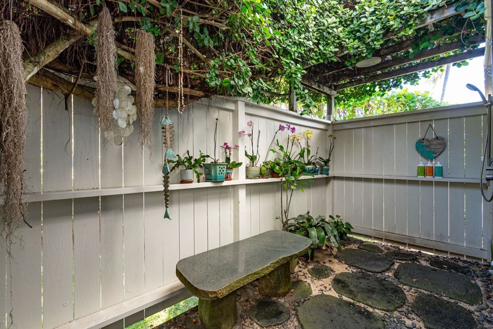 Haleiwa House: 61-815 Papailoa Road