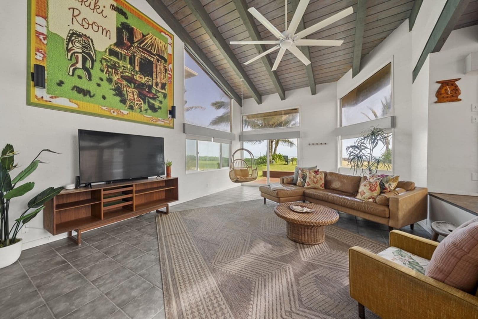 Laie House: 55-551 Kamehameha Highway