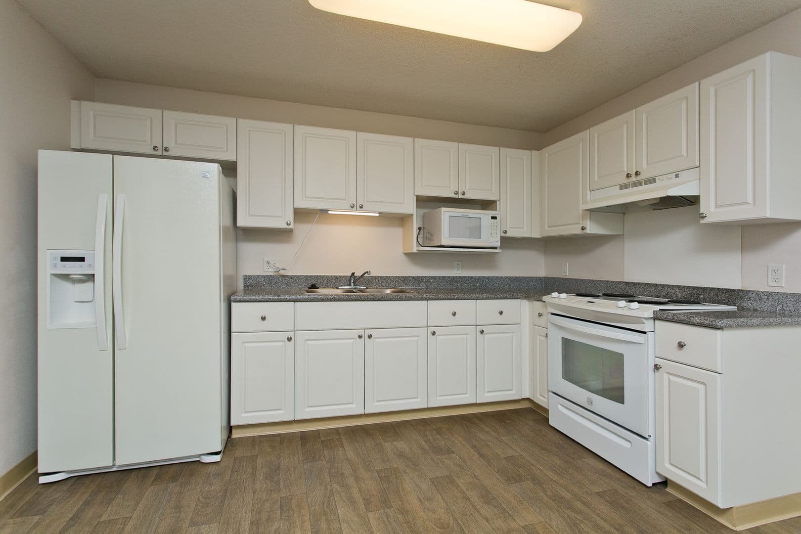 Honolulu Condo: 801 South St #503