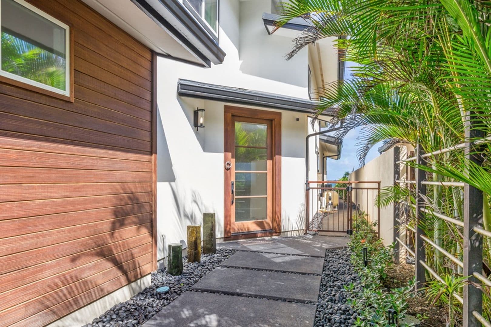 Laie House: 55-137 Kamehameha Highway