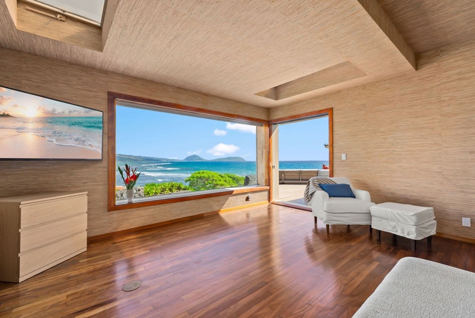Honolulu House: 4157 Black Point Road
