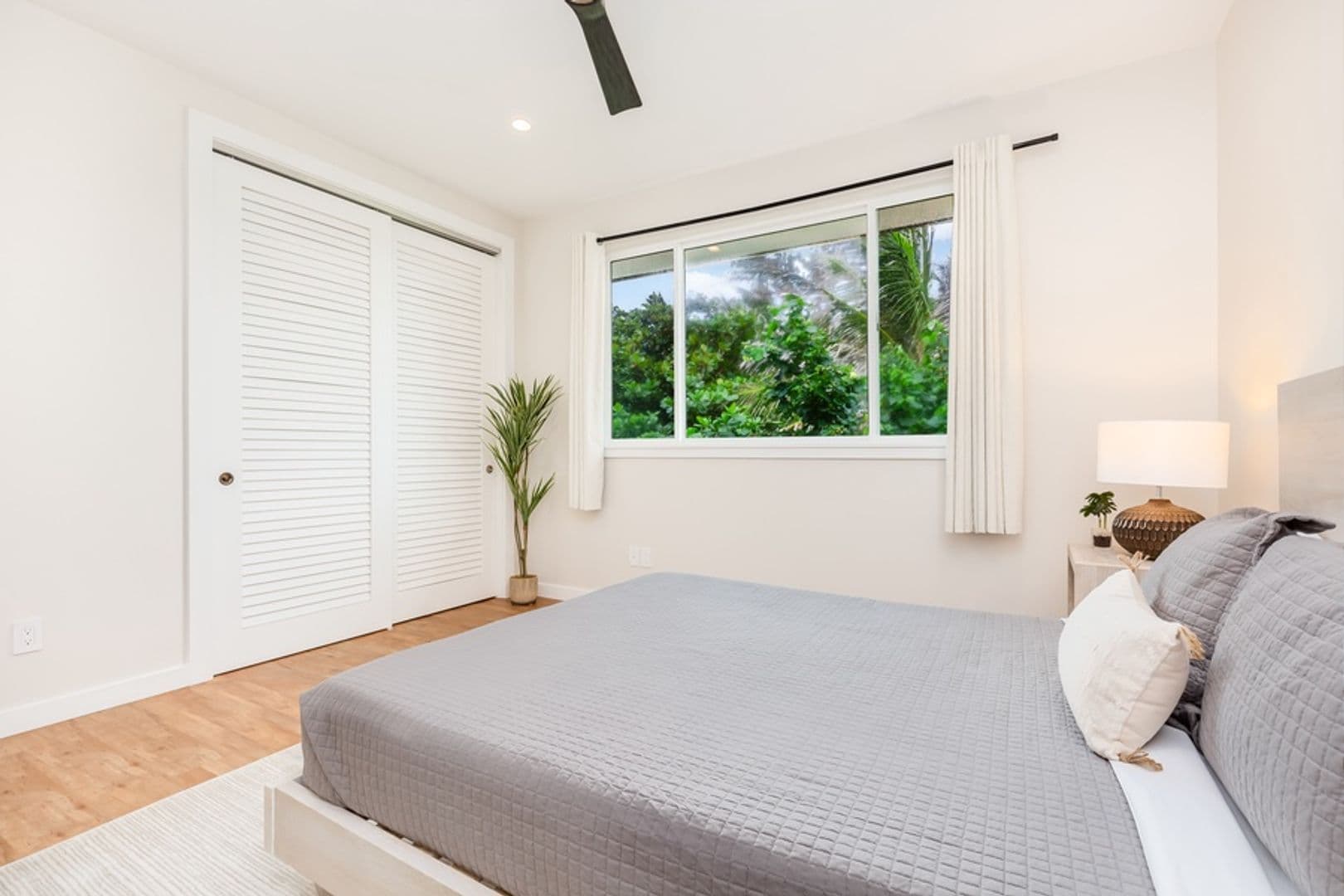 Laie House: 55-137 Kamehameha Highway