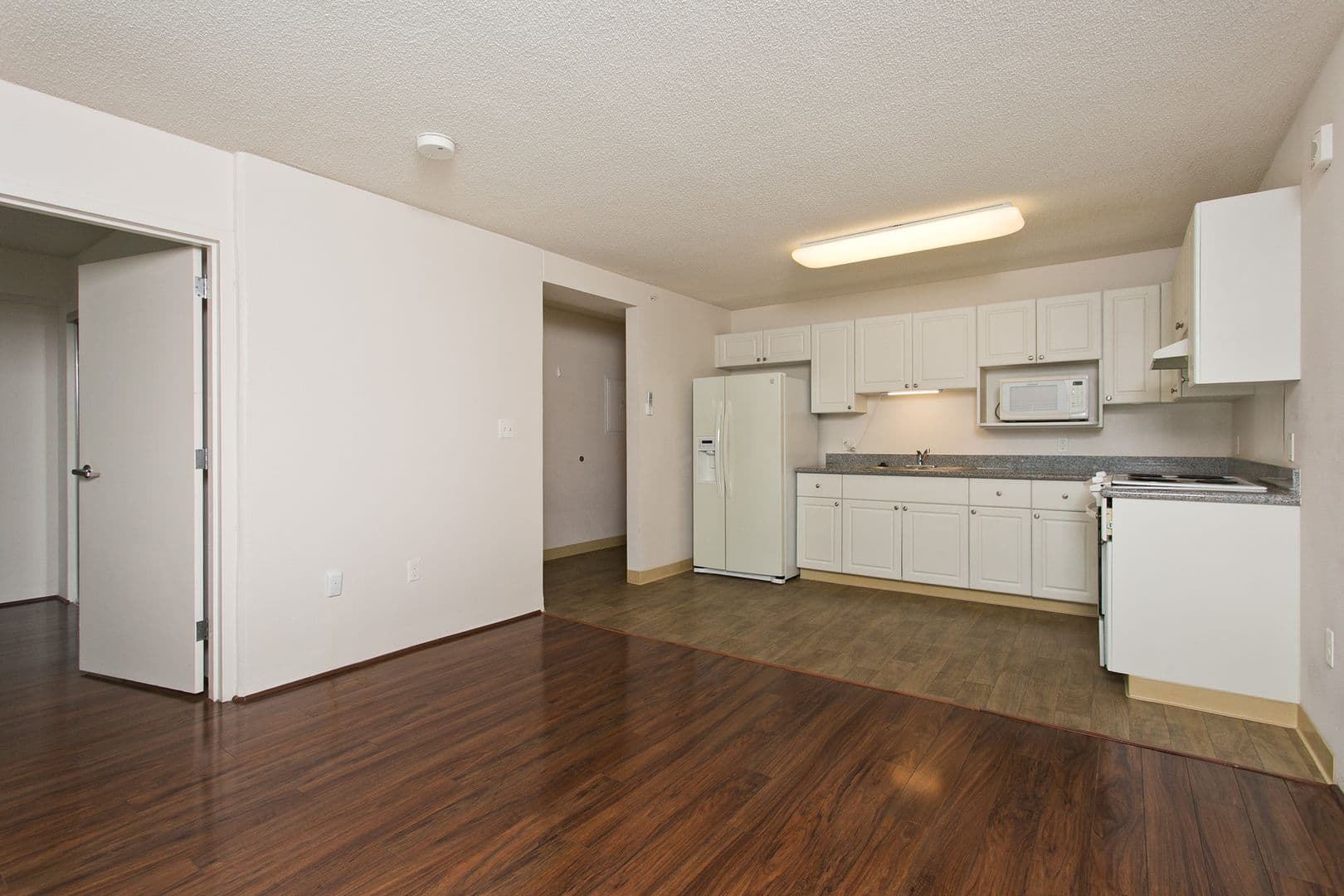 Honolulu Condo: 801 South St #503
