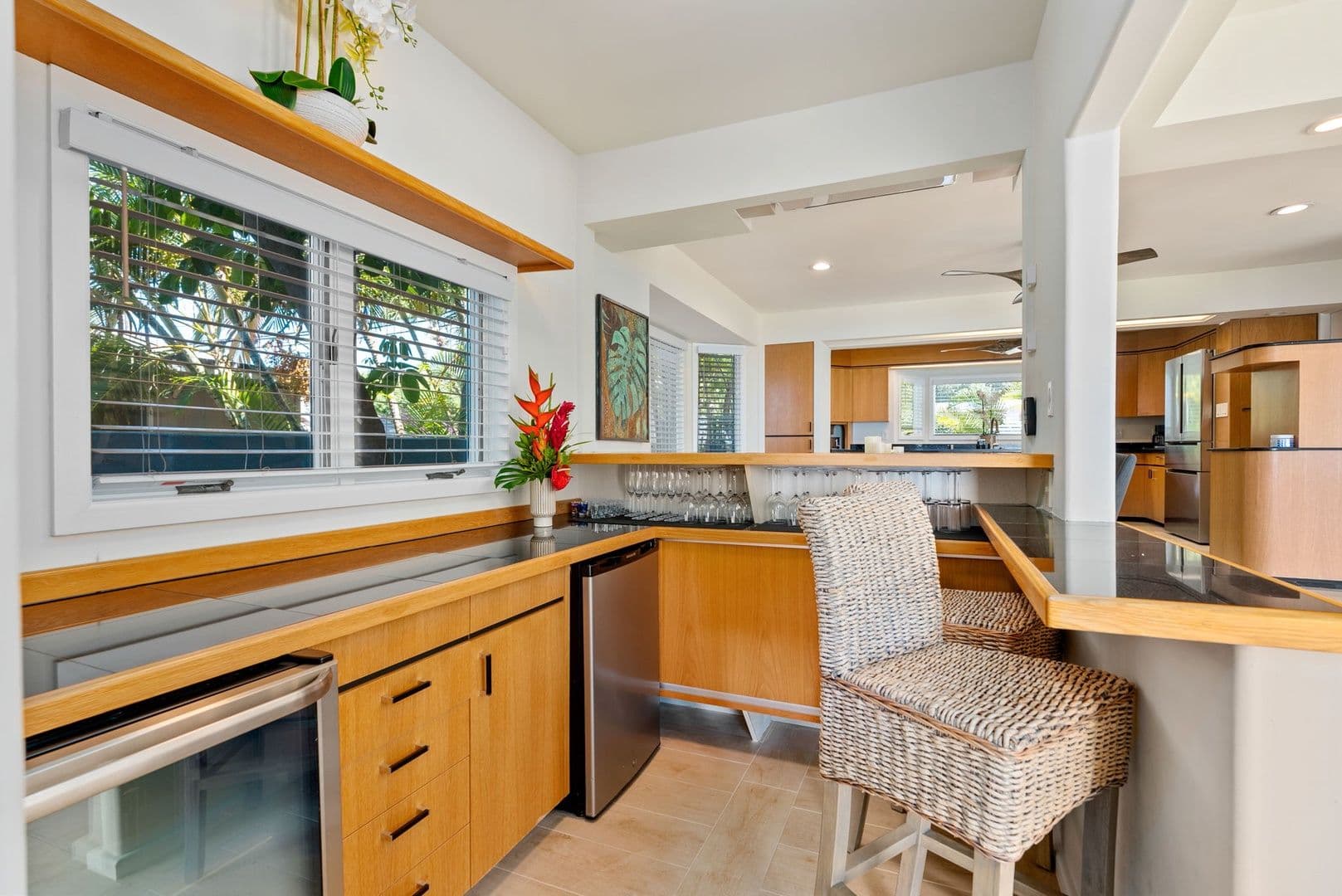 Honolulu House: 5005 Kalanianaole Highway