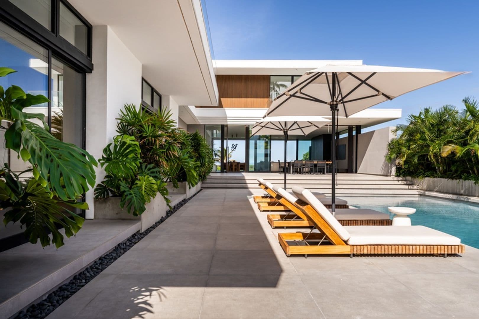 Kailua House: 21 Pilipu Place