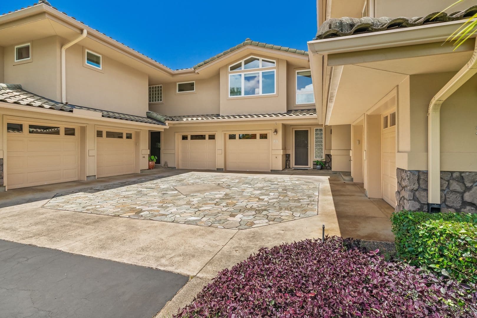 Princeville House: 4100 Queen Emma's Dr #58