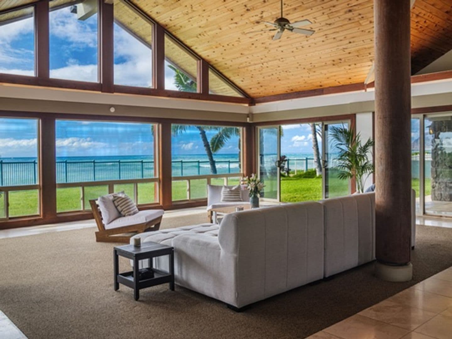 Waianae House: 87-579 Farrington Hwy