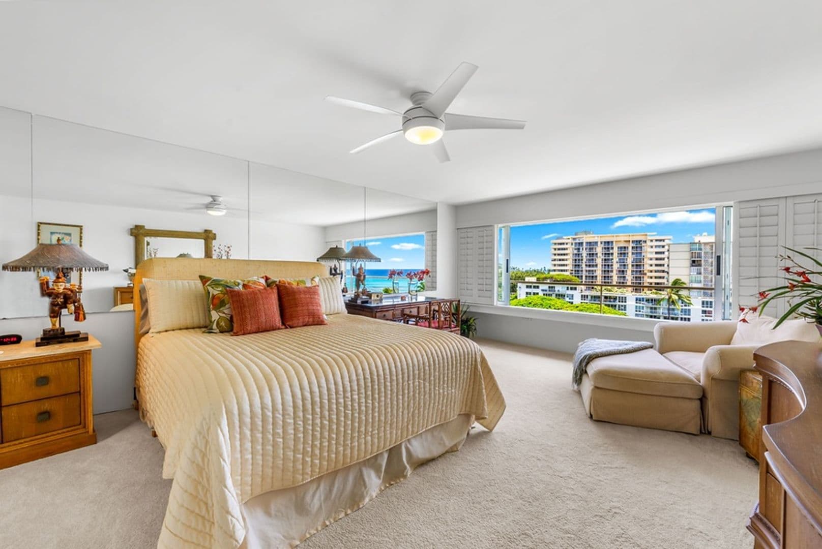 Honolulu House: 2895 Kalakaua Avenue