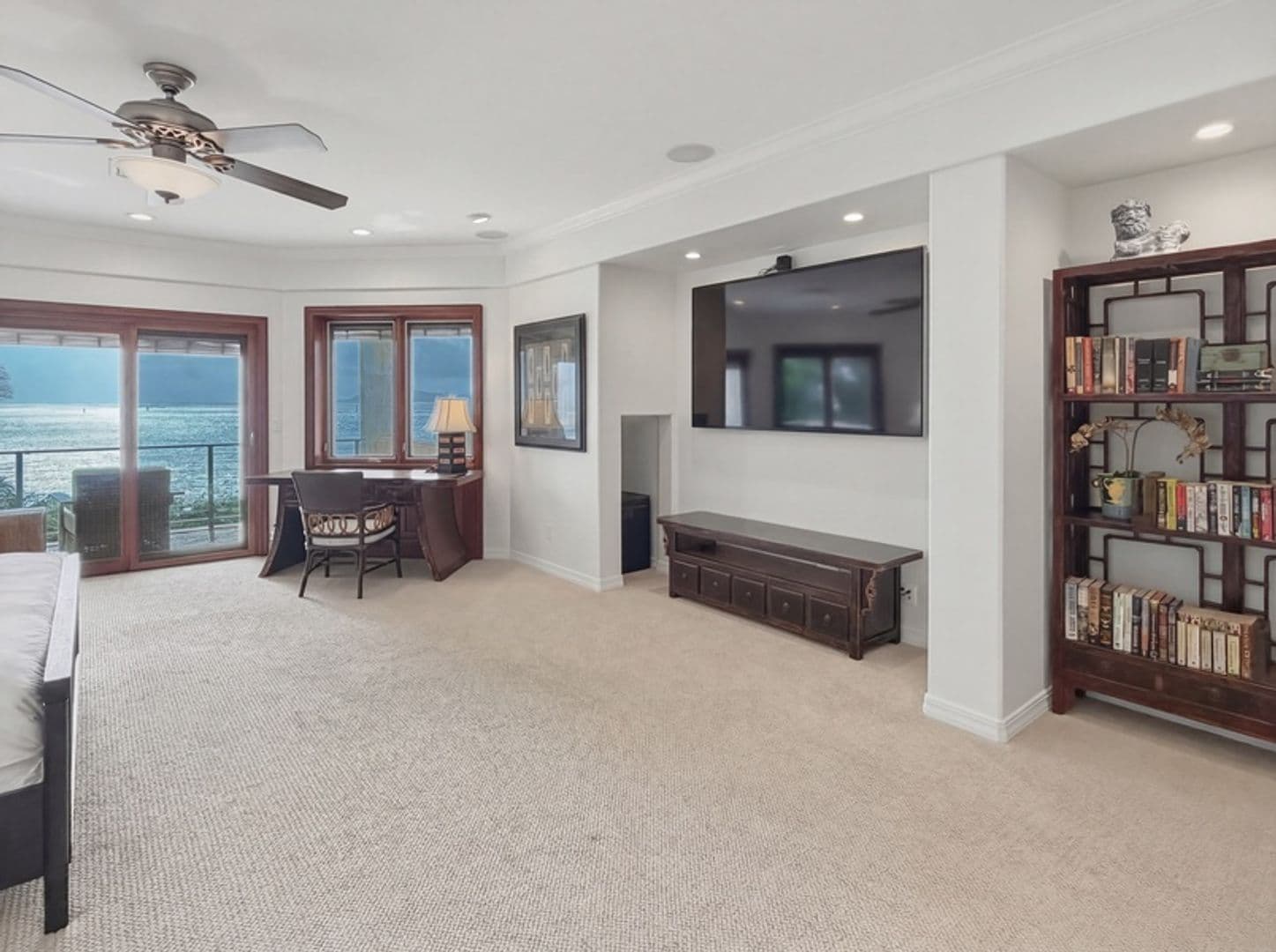 Honolulu House: 221 Portlock Road