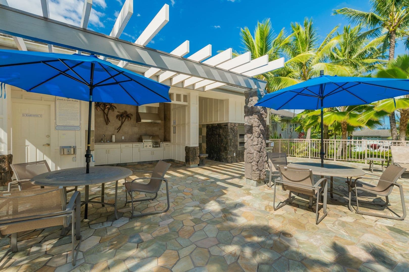 Princeville House: 4100 Queen Emma's Drive
